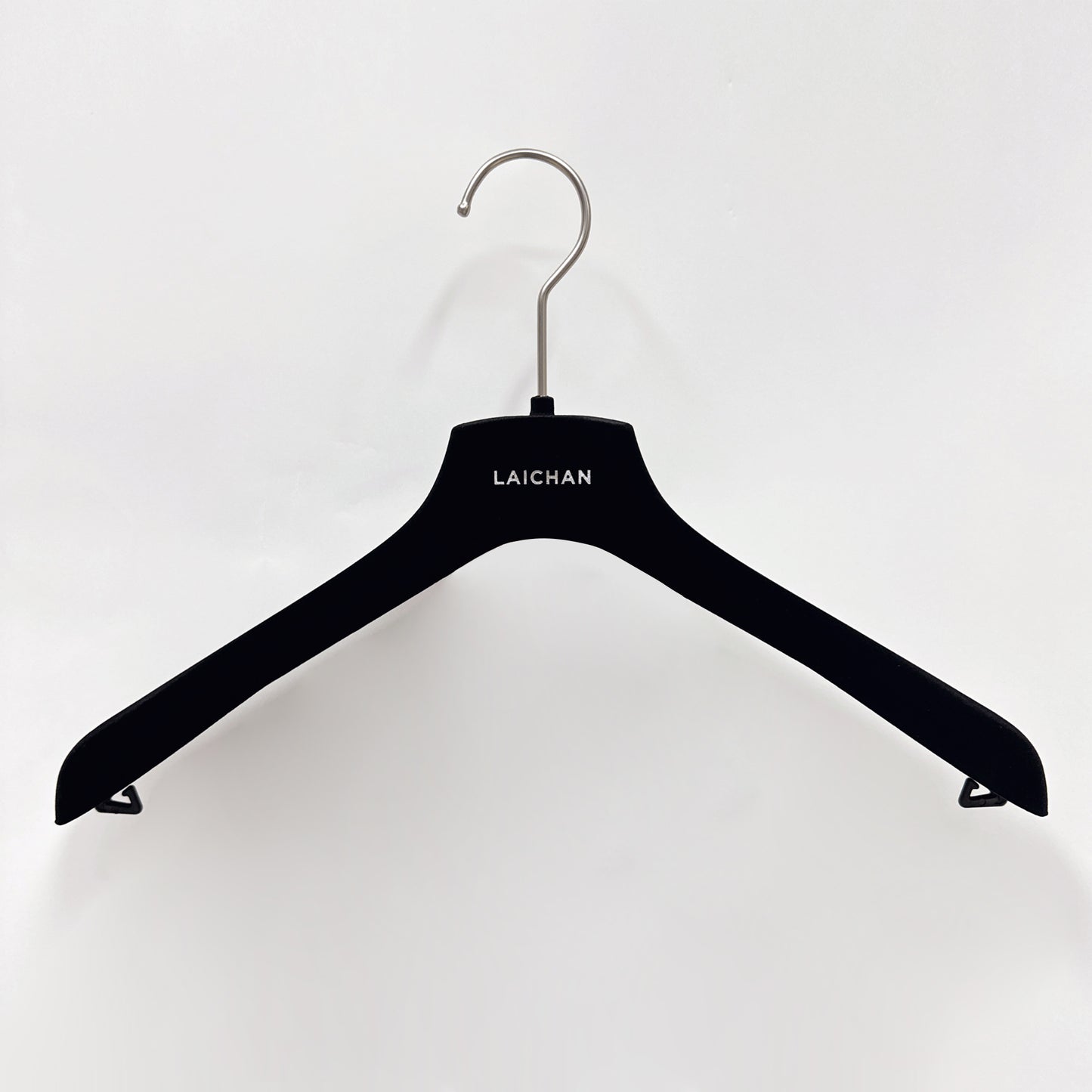 Luxury Black Velvet Hangers,Velvet Coat Hangers,Clothing Display Rack,Bottom Clip Pant clothing hanger,Non-Slip Hangers,Space Saving Clothes Hangers
