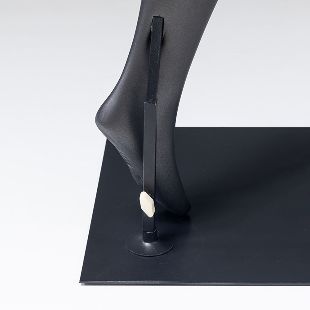 DE-LIANG Running Sport Leg Mannequin Display – Dynamic Half Body Male & Female Lower Torso, Fiberglass Athletic Pants Display Form for Sportswear, Shoes, and Fitness Store Window