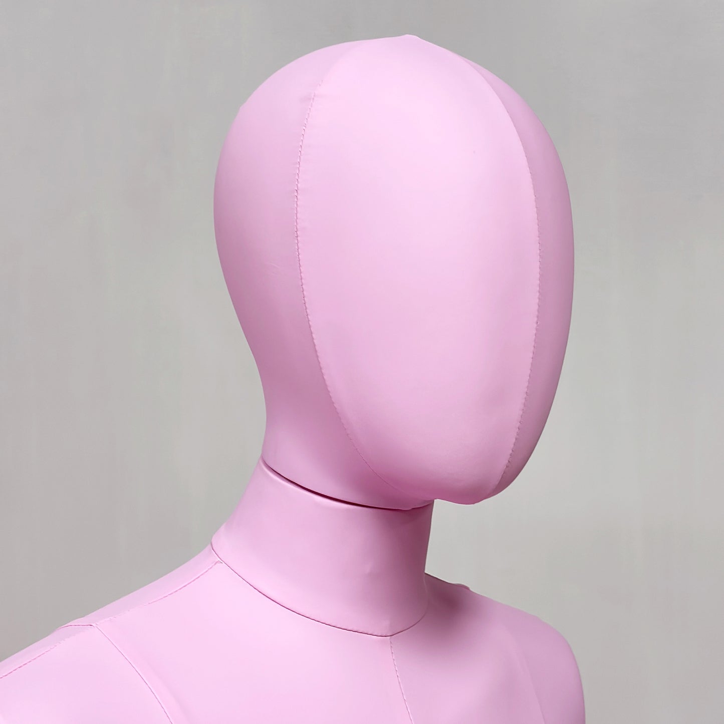 DE-LIANG Lilac Leather Female Half Body Mannequin with Arms & Gold Base – Luxury Dress Form Torso, Fiberglass Display Model for Boutique Clothing, Jewelry & Fashion Window Display