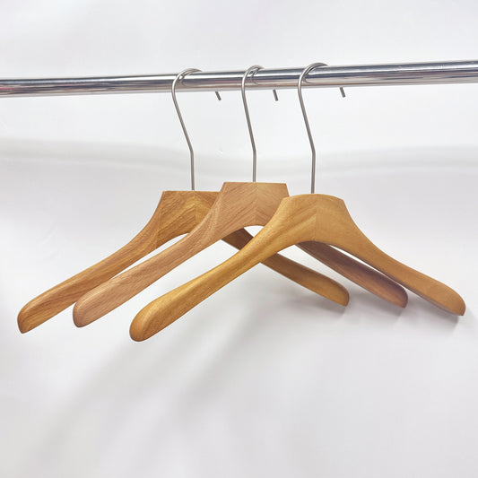DE-LIANG Luxury Brown Wooden Hangers