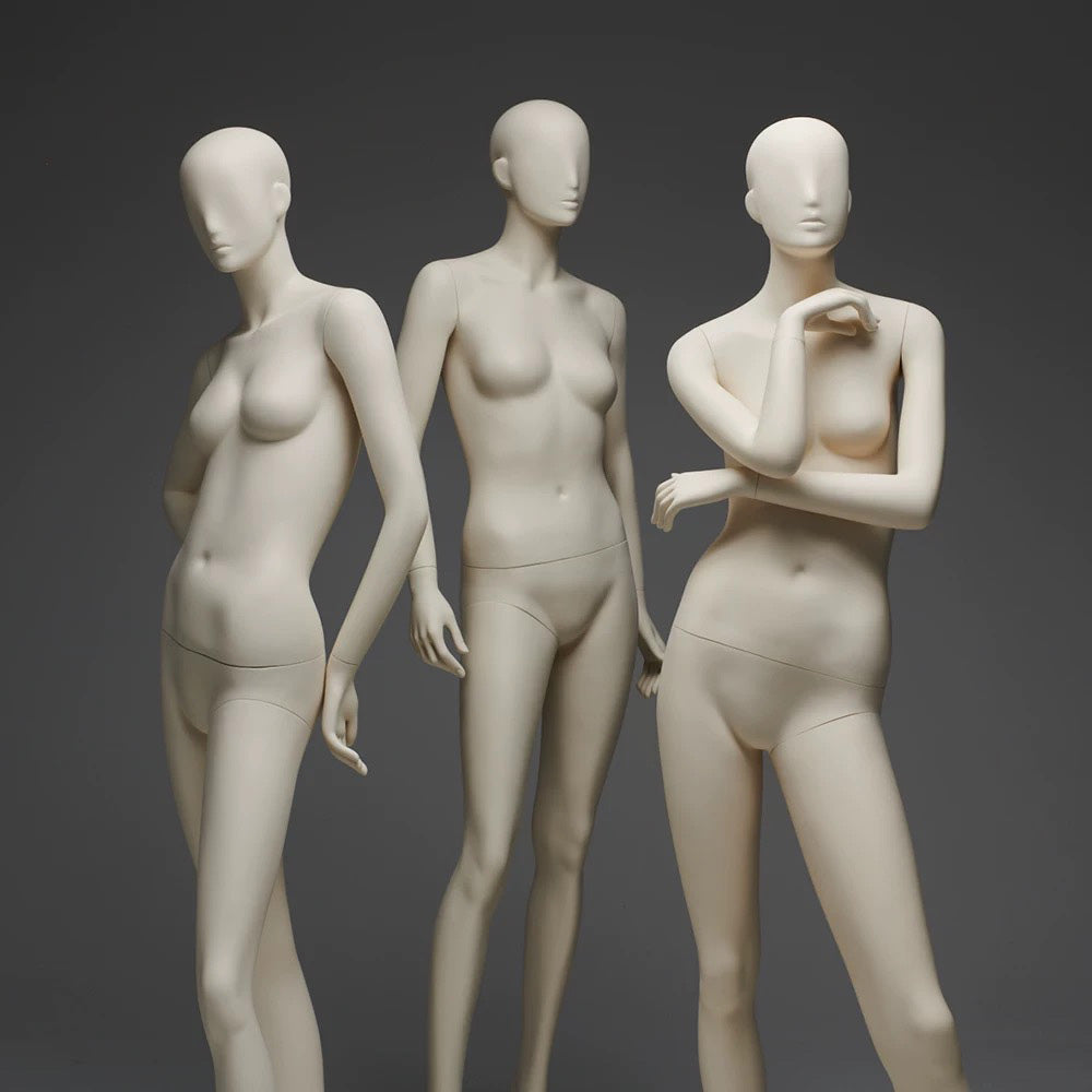 DE-LIANG Face Female Full Body Mannequin,Beige Color Display Fiberglass Dress Form with Torso Display, Modern Posing Mannequin for Fashion Boutiques & Window Displays DL0169