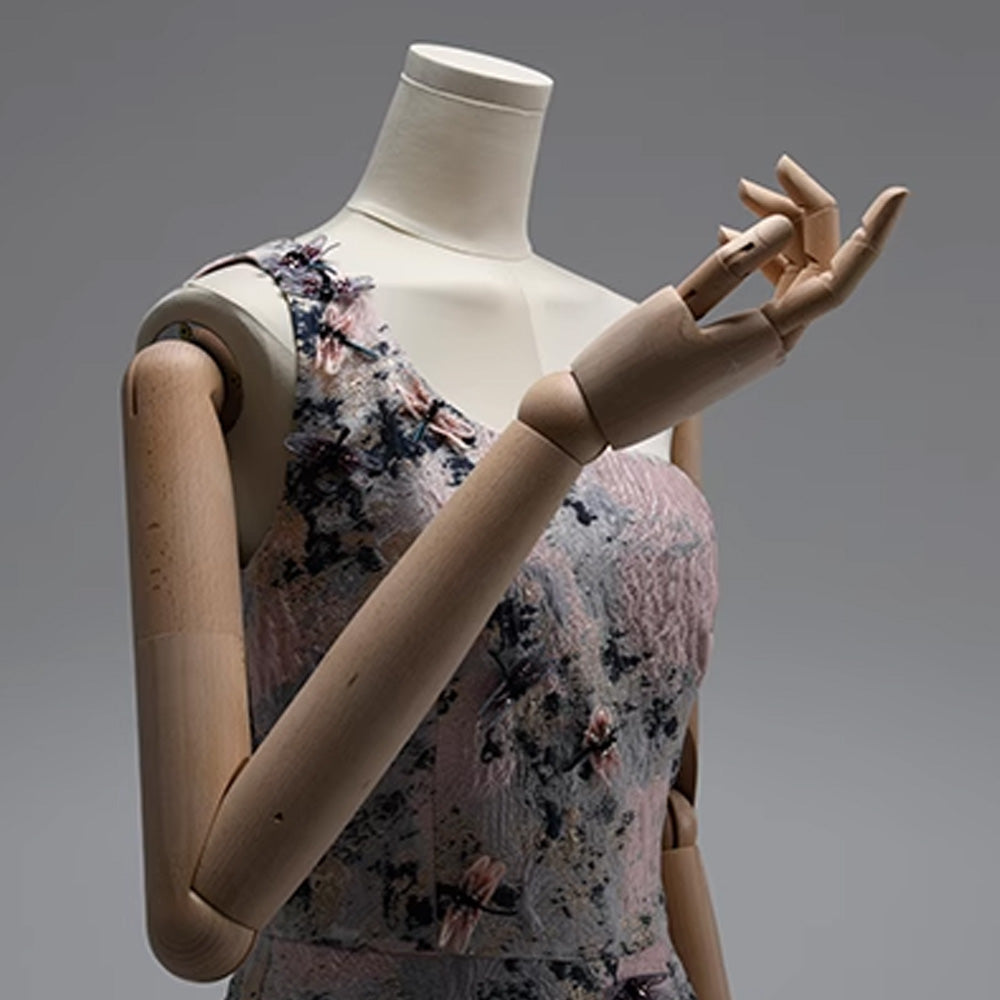 Mannequin en tissu pour femme DE-LIANG, mannequin à épaules plates pour femme adulte avec bras en bois flexibles, forme de robe de fenêtre pour présentation de vêtements