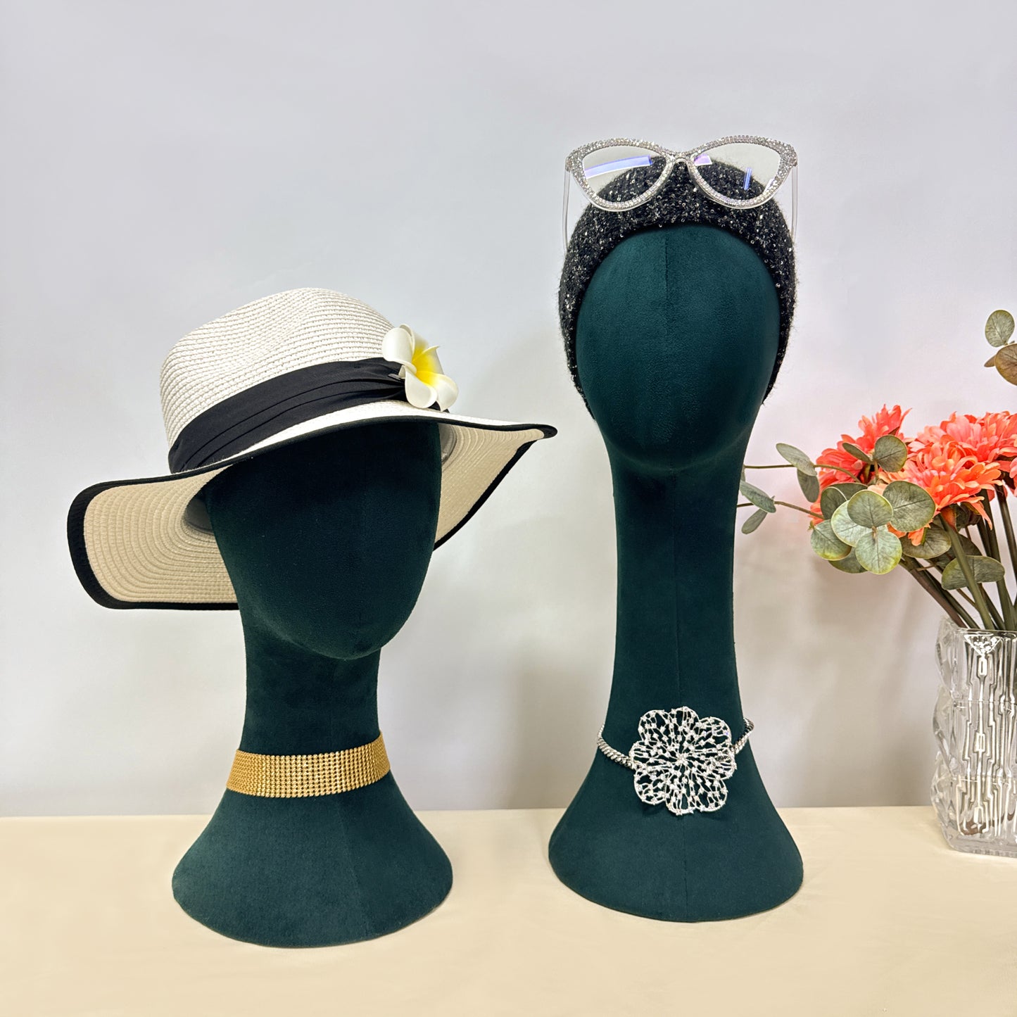 Suede Mannequin Head in Purple/Green – Pinnable Female Model for Hat and Jewelry Display, Unique Hat Stand, Perfect for Boutique Owners DE-LIANG