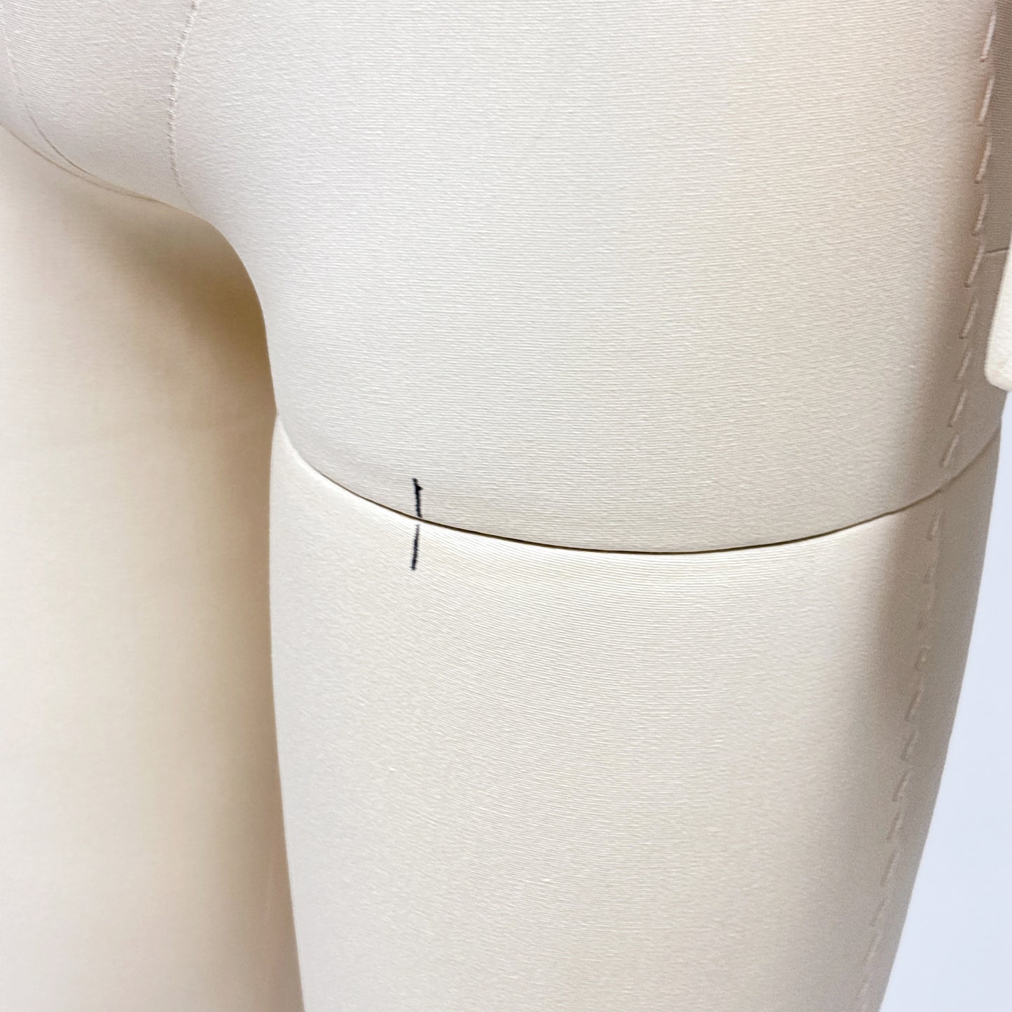 DE-LIANG Professional Male Tailor Dress Form with Legs and Base,Adult Adjustable Mannequin Torso, Full Body Sewing Form for Fashion Design, Pattern Making & Garment Display