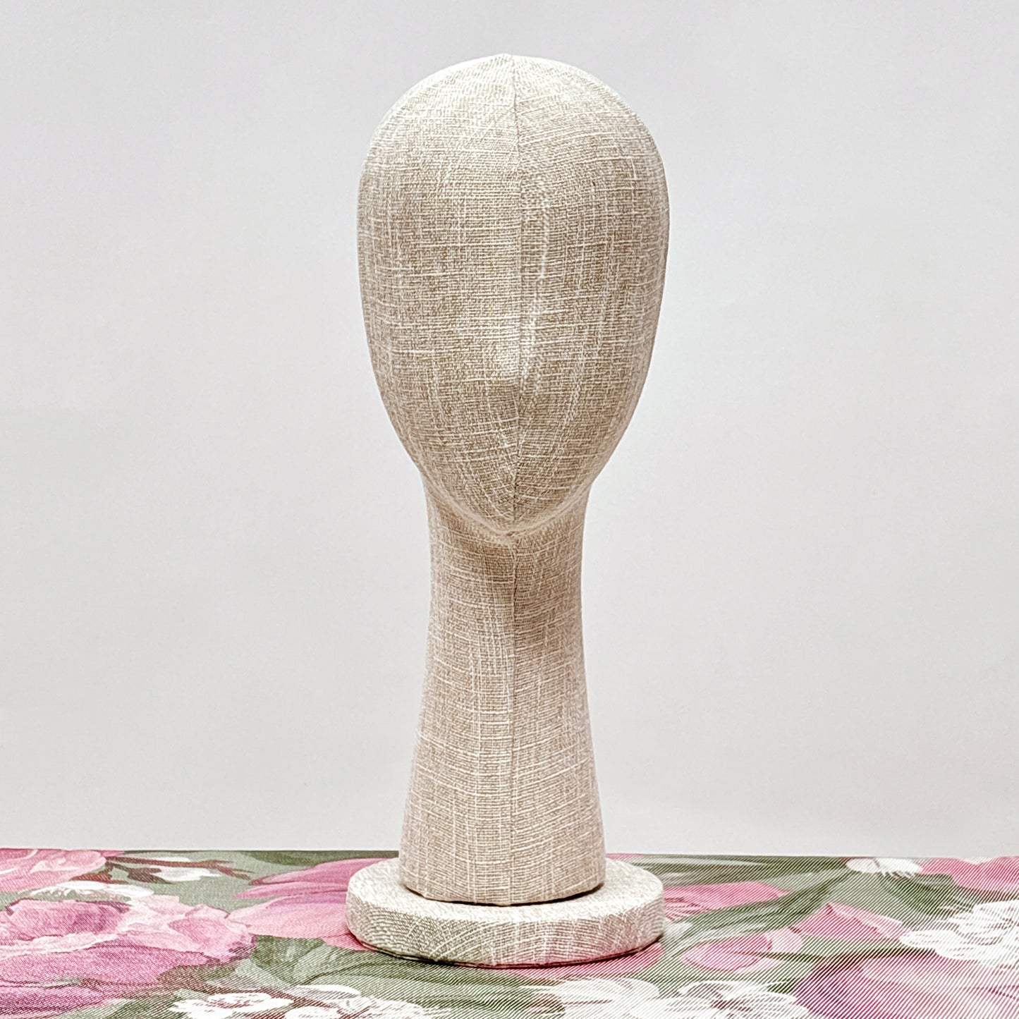 DE-LIANG Bamboo Linen Fabric Mannequin Head – Display Stand for Wigs/Hats /Jewelry