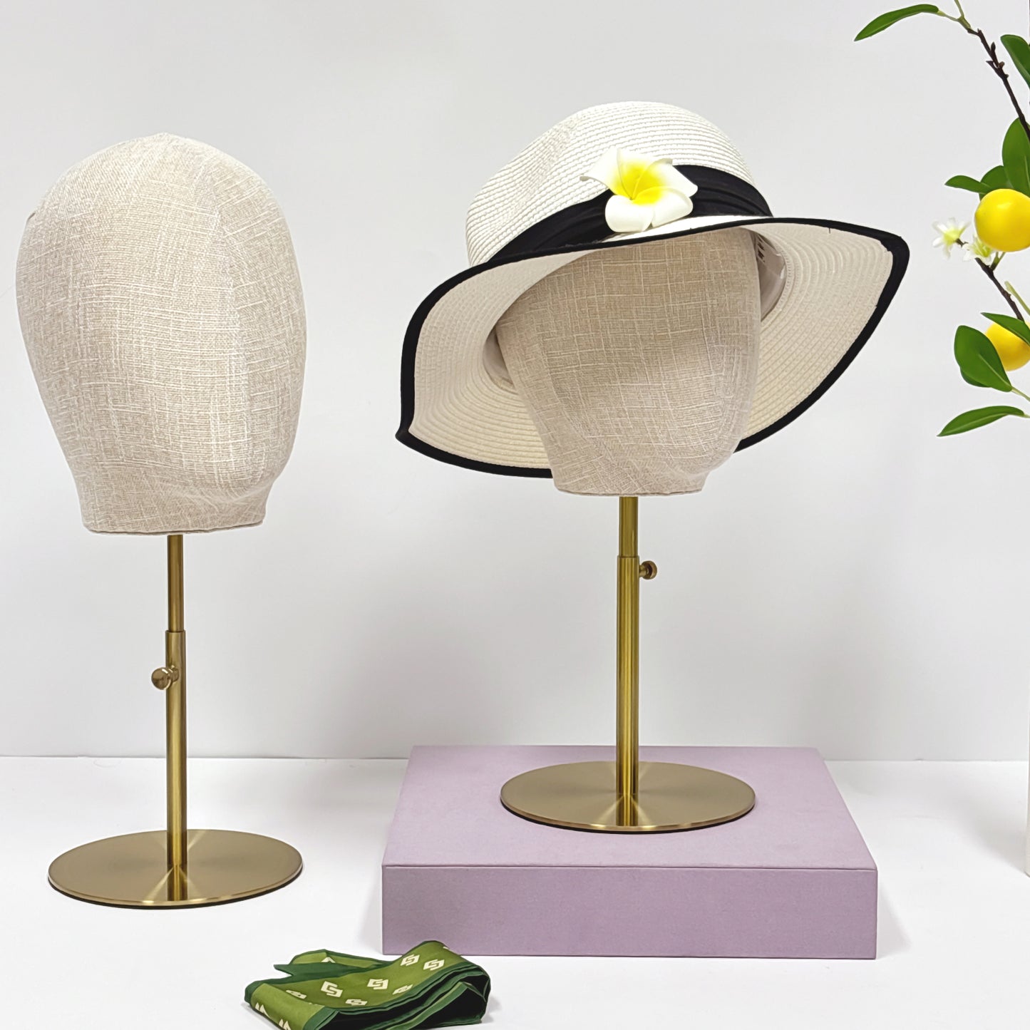 DE-LIANG Fabric Mannequin Head With Stand – Bamboo Linen Display Stand for Wigs/Hats /Jewelry