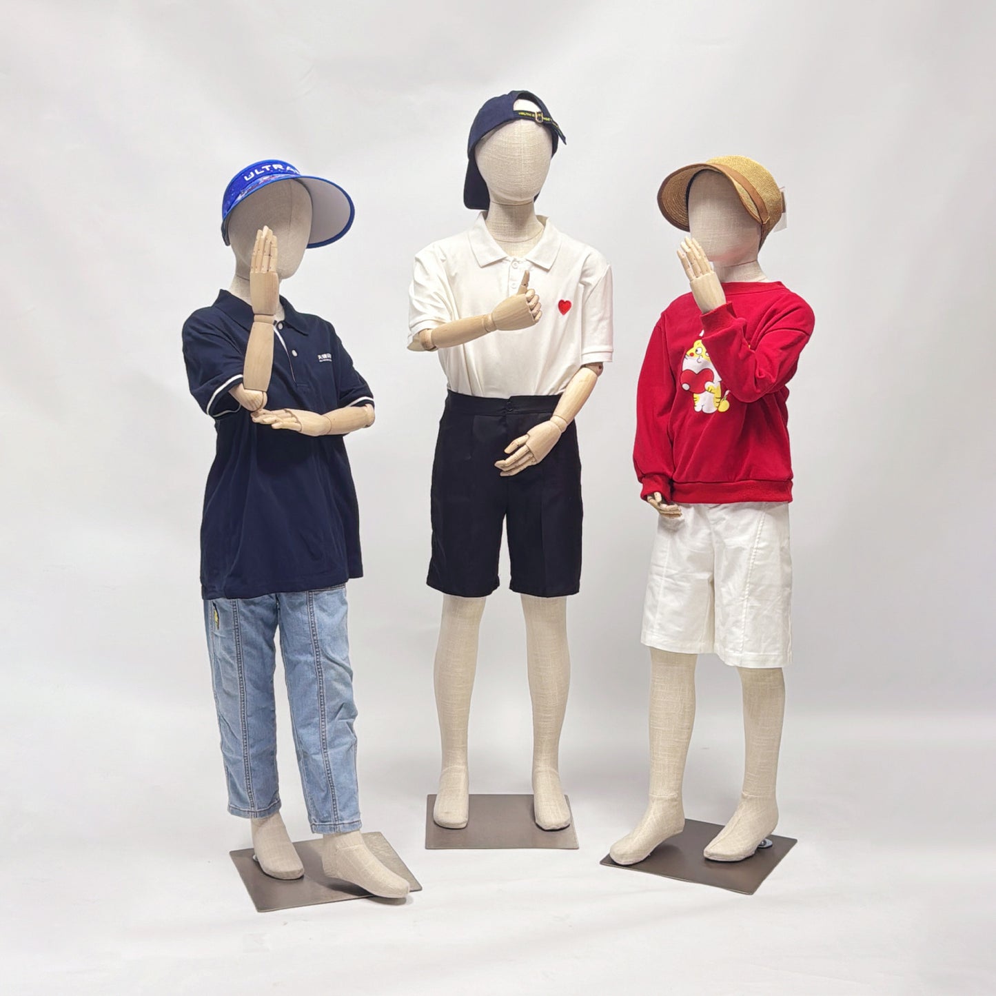 DE-LIANG Kids Mannequin Full Body Child Dress Form – Bamboo Linen Fabric Display Model with Adjustable Wooden Arms for Clothing/Boutique/Window/Retail Showcase