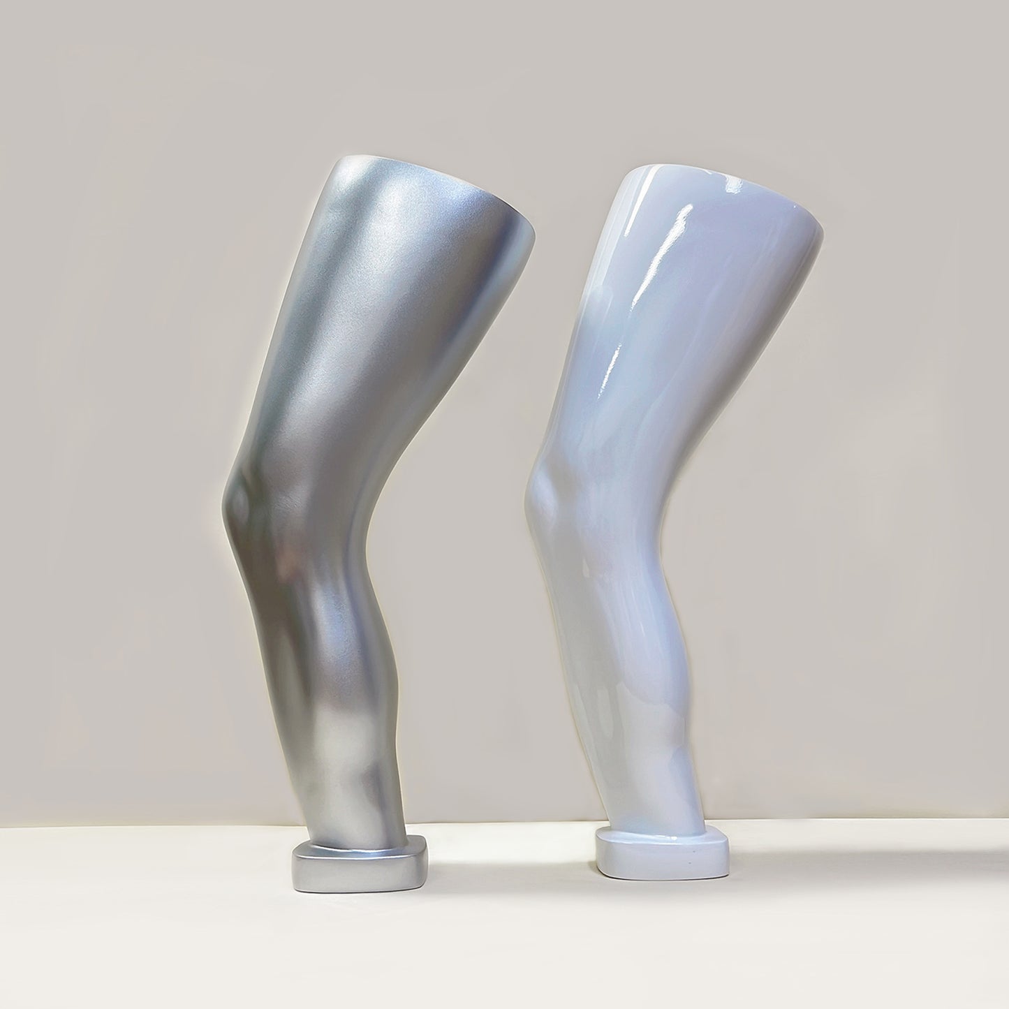 Adult Male White Left Knee brace display mannequin,Leg/Knee/Elbow/Hands Mannequin for Knee Brace,Knee Wrist Protection Display Stand DE-LIANG