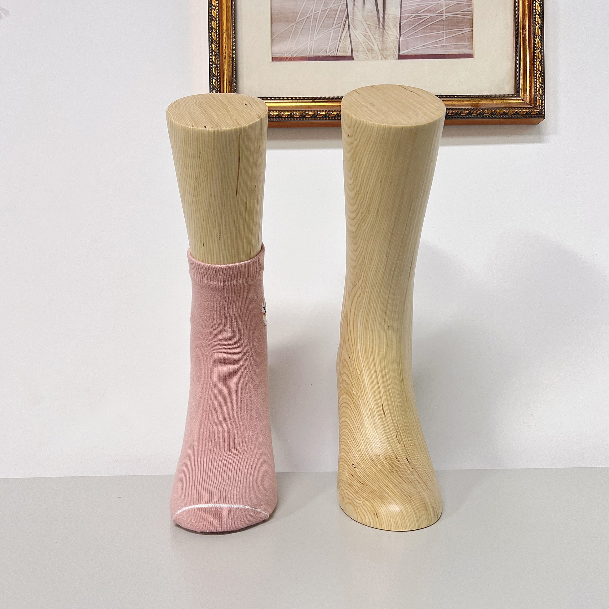 Vintage Wood Foot Mannequin, Solid Wood Mannequin foot model for stockings, Natural wood color with a little oil varnish same as photo,1pcs DE-LIANG
