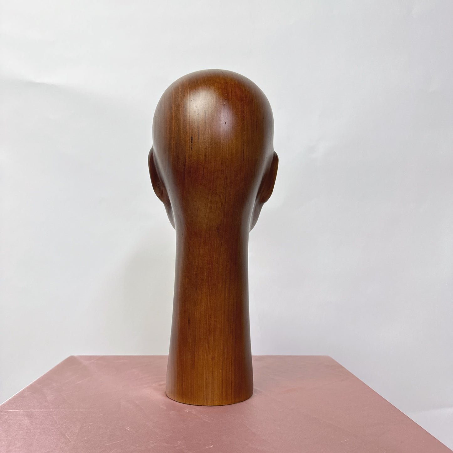 New Vintage Brown Wooden Head Mannequin, Solid Wood Hand Head Dress Form With Ear, Hat Wig Display Wood Mannequin ModelWiden Base, 32/37CM DE-LIANG