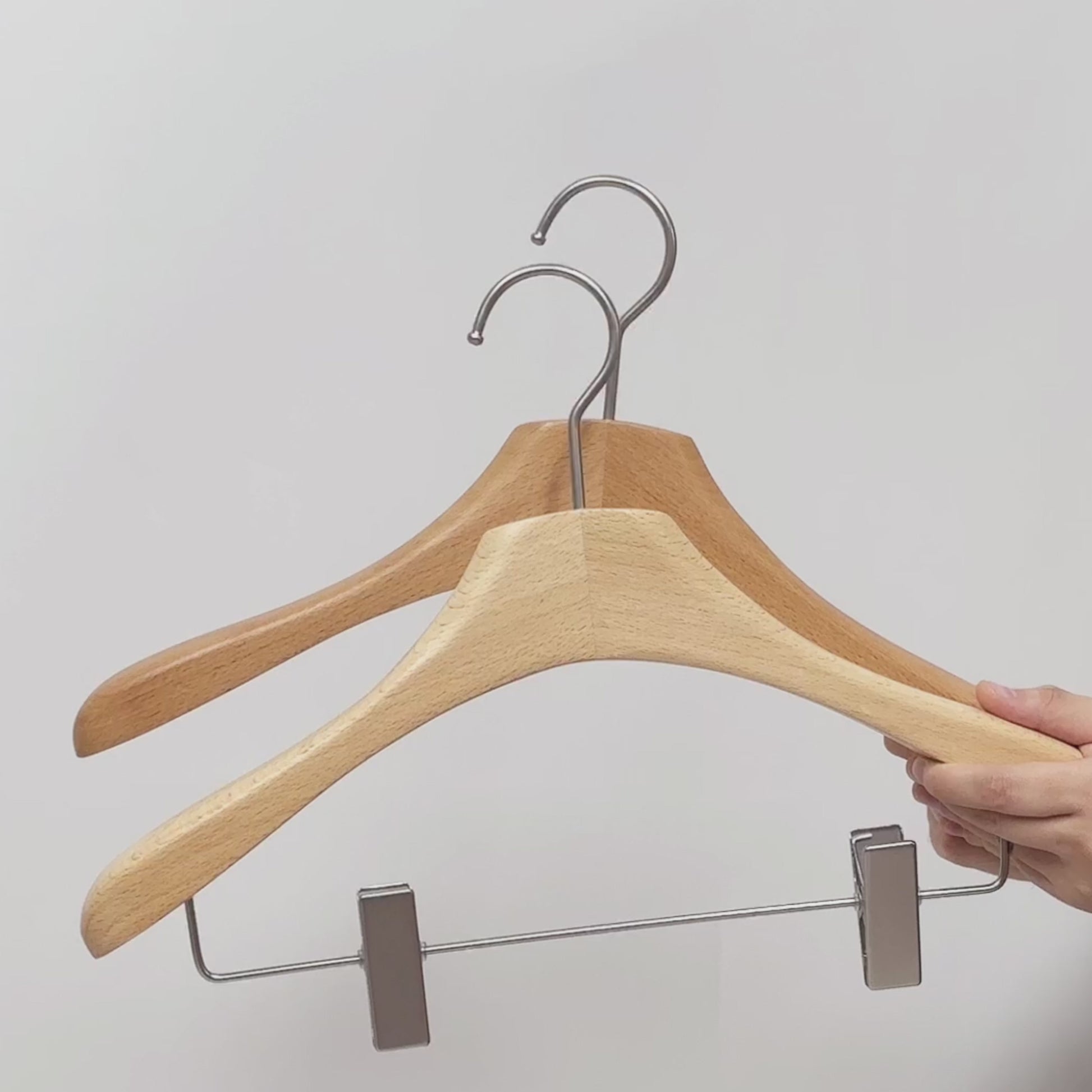 Premium Beech Wooden Hangers - Durable & Stylish - Home-It 2