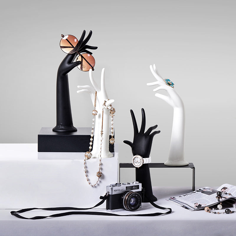 Left and Right Hand Mannequin, Hands for Nails Flexible Fingers Manikin Arms Dummy, Hand Props Artist Model Hand Display Mannequin (1pcs only not 1 pair) DE-LIANG