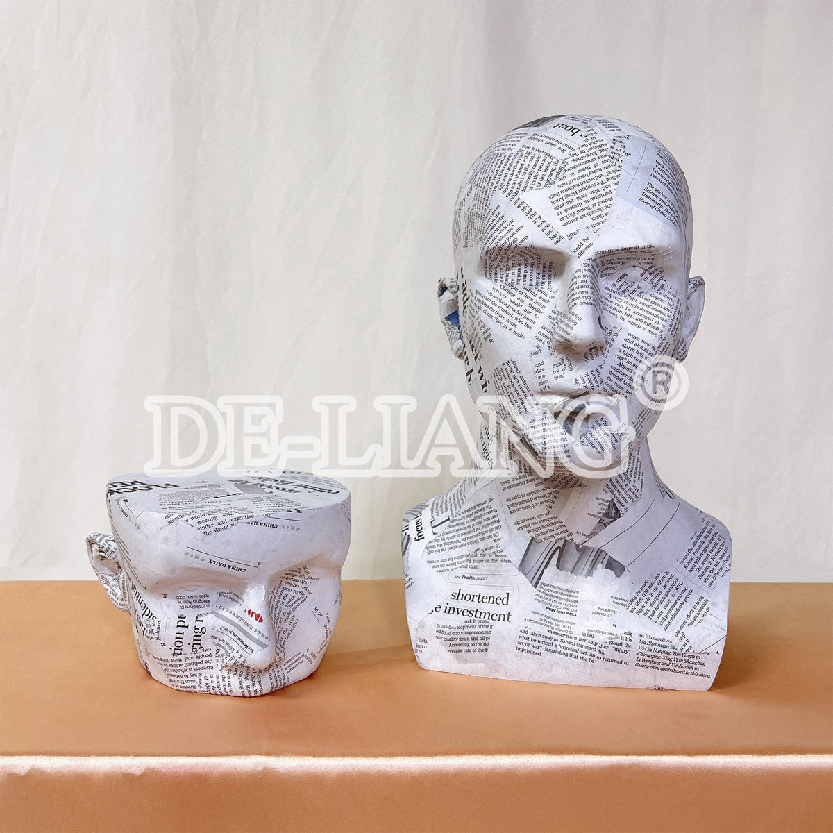 🗞️ A Head-Turning Statement: DE-LIANG Creative Newspaper Mannequin Head