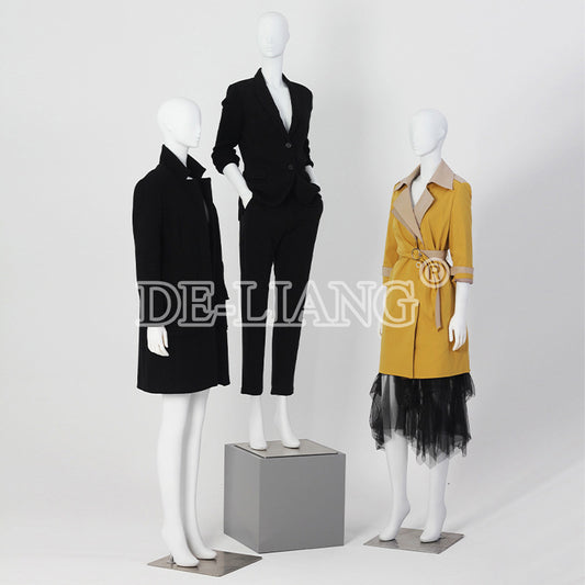 Showcase Style and Elegance with the DE-LIANG Female Full Body Mannequin