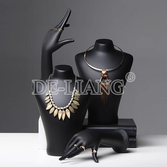 Why You'll Love the DE-LIANG Jewelry Display Set