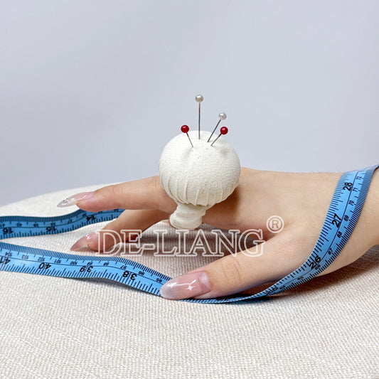 The DE-LIANG Natural Pin Cushion: A Seamstress's Best Friend