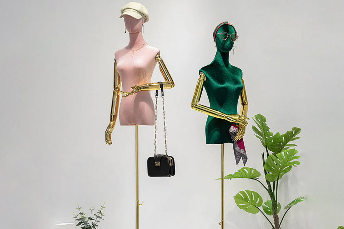 What Makes the DE-LIANG Velvet Mannequin Ideal for Fashion Retailers?