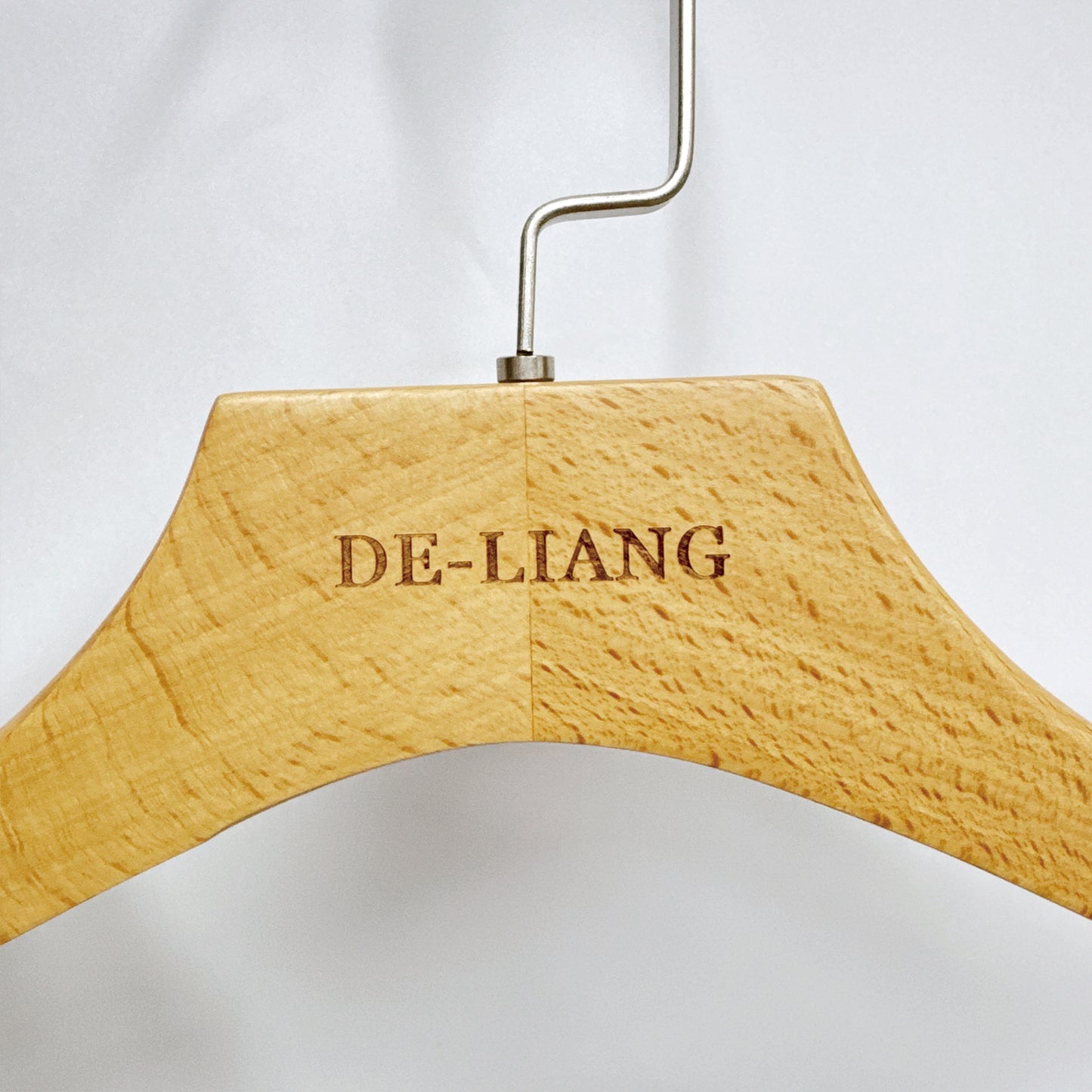 Quality Beech Wooden Hangers,40cm 43cm Knitwear coat pant wedding hanger Clothing Display Rack,Customize Logo Free, 50pcs per Box, Natural