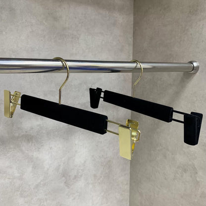 DE-LIANG Premium Black Velvet Non-Slip Clothes & Pants Hangers | Suits Dresses | Gold Hook
