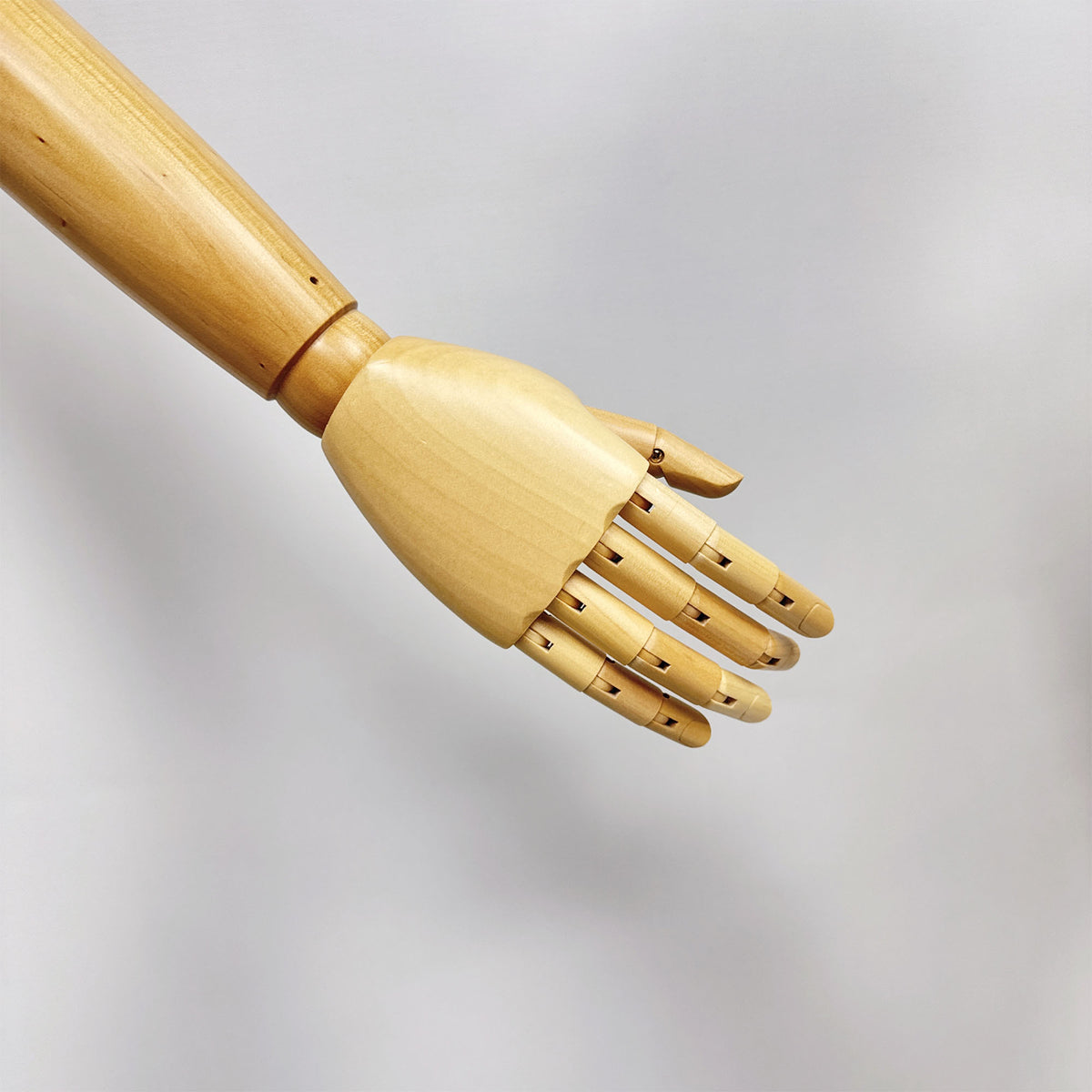 Mannequin hands showing articulated fingers for jewelry display