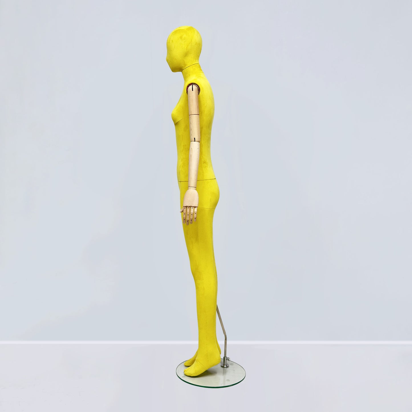 Luxury Matte Flannel Female Mannequin | Articulated Wooden Arms | DE-LIANG