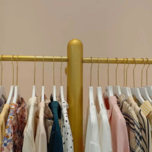 Load image into Gallery viewer, Clearance Floor Clothing Display Hanger Creative High-End Golden Big Tube Hanger Combination Women&#39;s Clothing Store Clothing Display Stand DL2371
