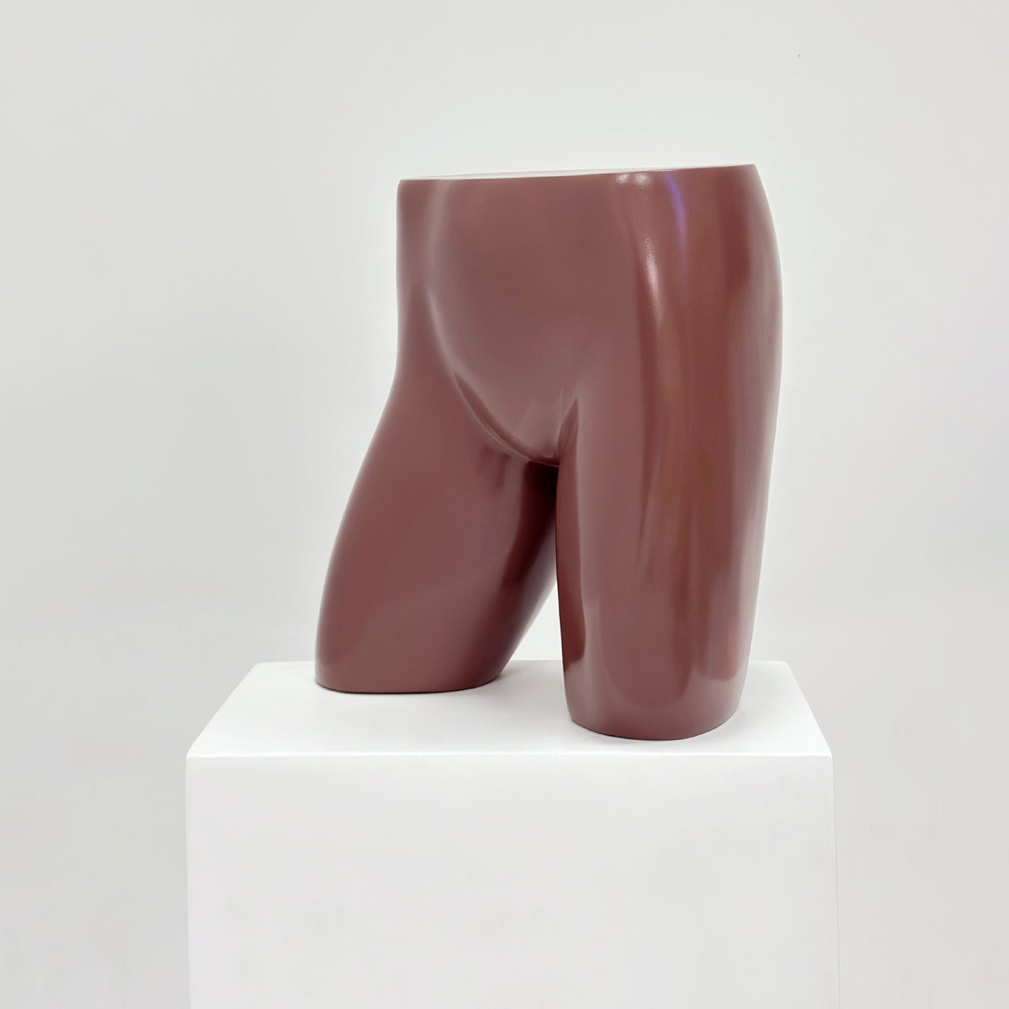 DE-LIANG Female Hip Mannequin – Fiberglass Torso Form for Panties & Swimwear Display