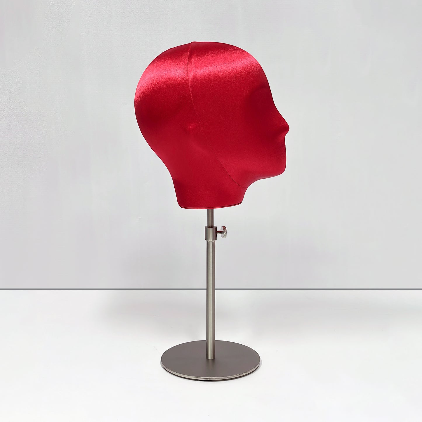 DE-LIANG Plus Size Female Silk Mannequin Head with Adjustable Stand for Wigs & Hats