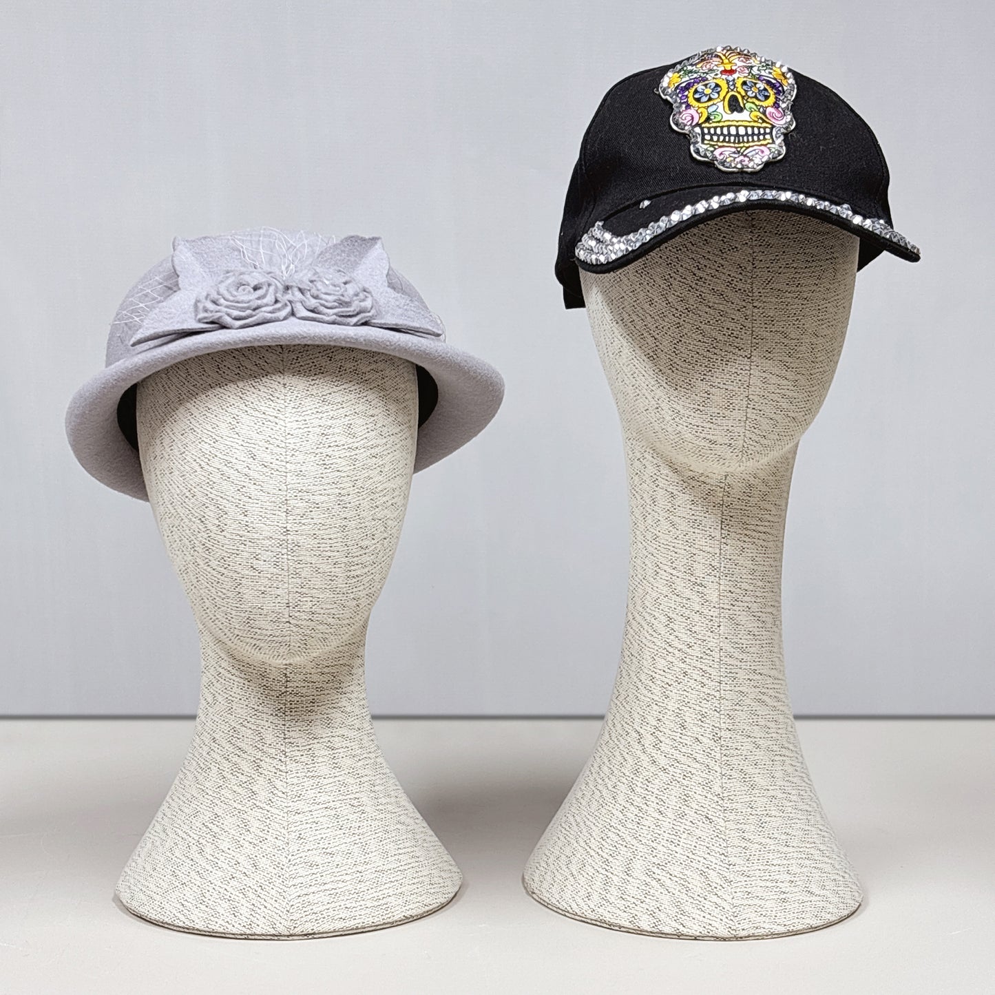 DE-LIANG luxury Pinnable Linen Mannequin Head: Fashion Style Jewelry, Wig, Hat, Sunglasses, Sarves Display