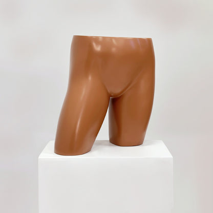 DE-LIANG Female Hip Mannequin – Fiberglass Torso Form for Panties & Swimwear Display