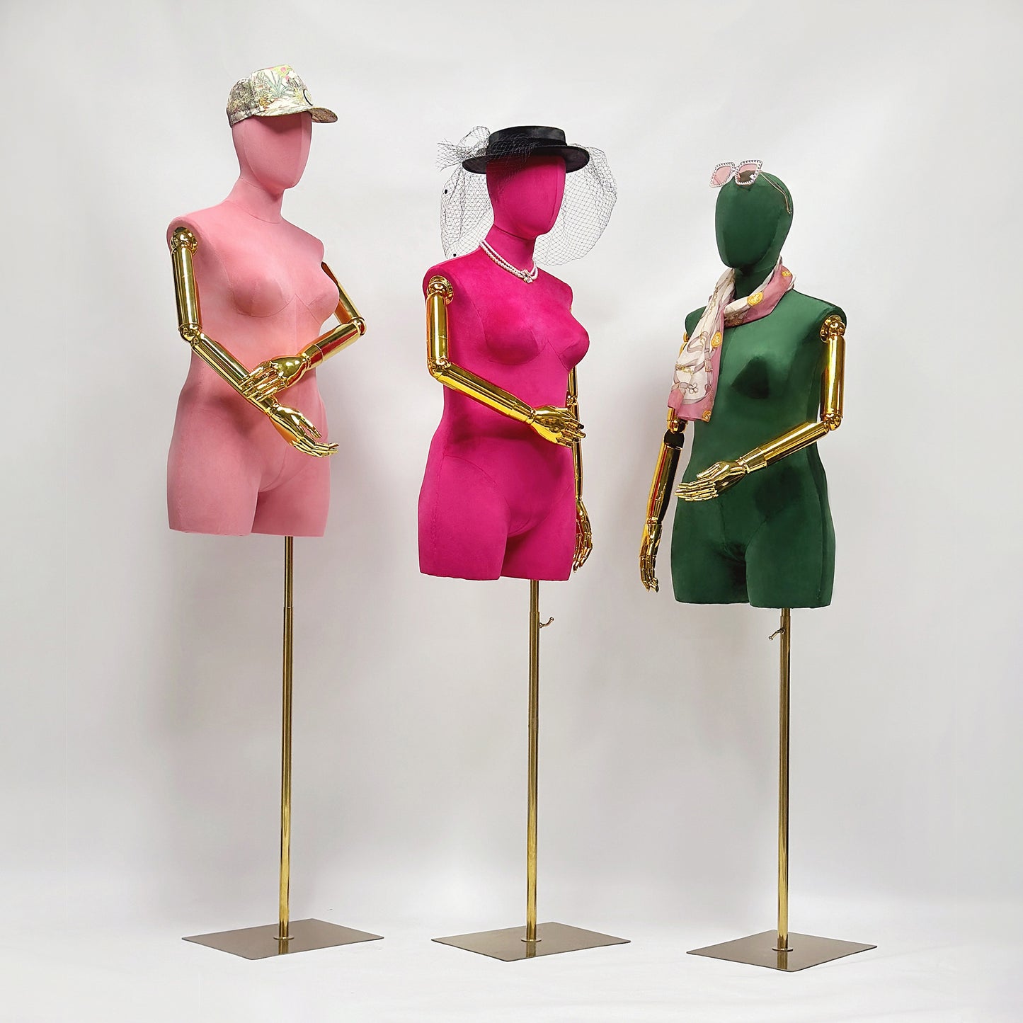 DE-LIANG Luxury Female Plus Size Mannequin With Gold Arms,Pink Suede Dress Form Mannequin Torso Display,Plus Size Mannequin Torso Display Model