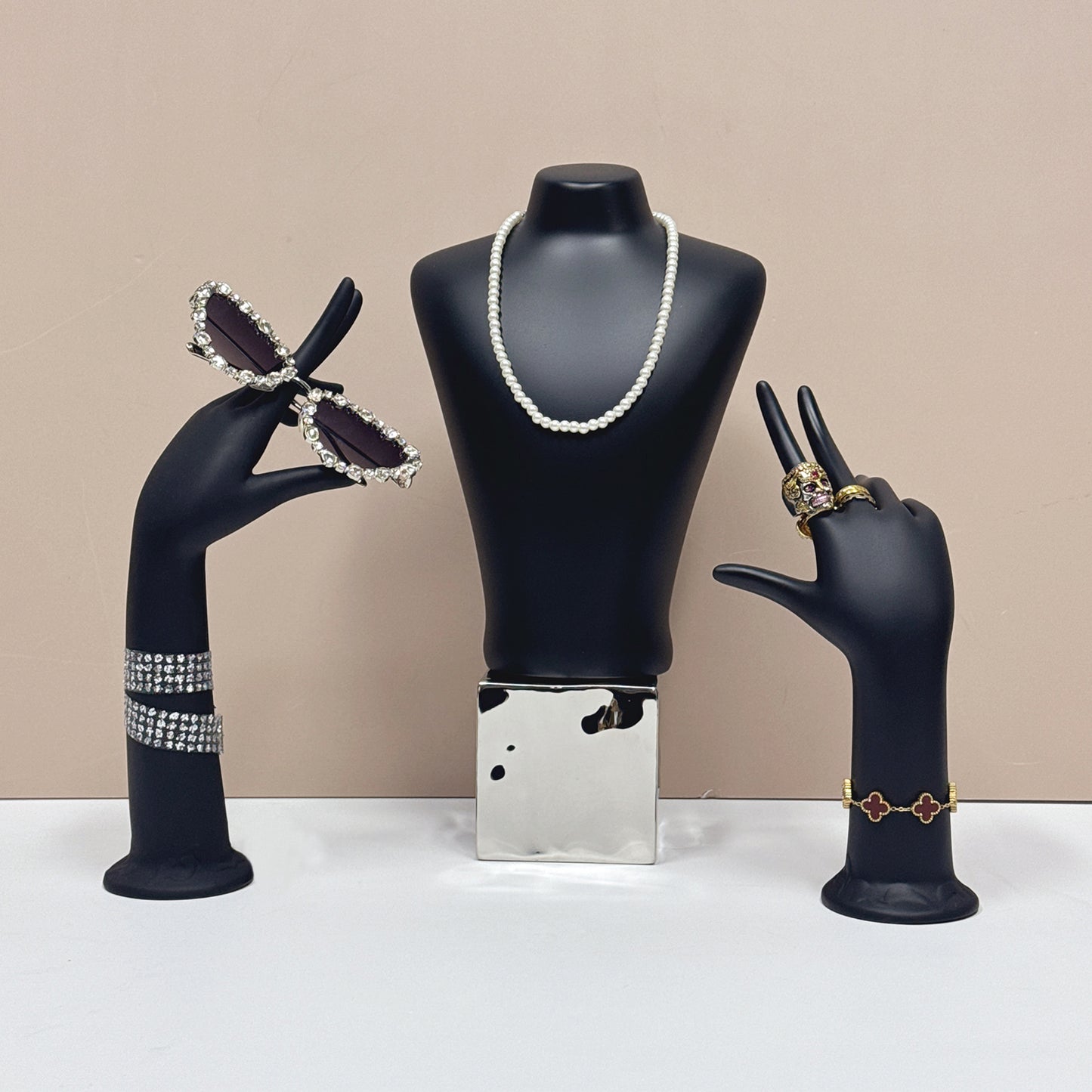 DE-LIANG Black Jewelry Display Set – Bust Display Stand & Jewelry Holder Ring Display Hand for Necklaces, Rings, and Accessories, Perfect for Home, Store & Trade Show Displays