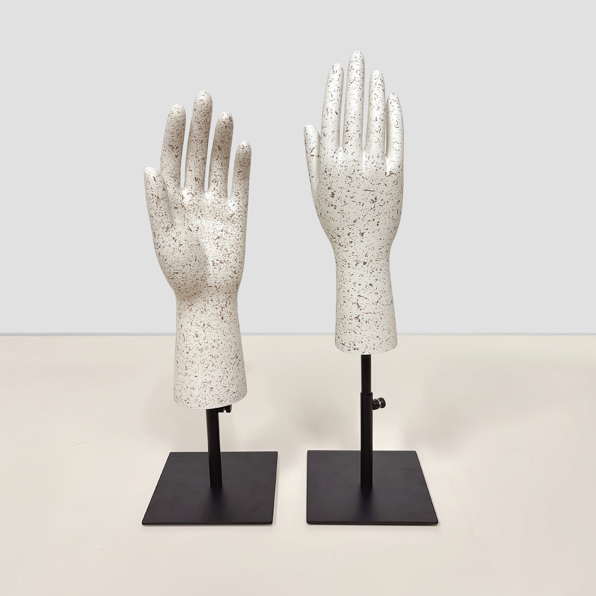 DE-LIANG Marble Head & Hand Display for Wigs, Hats, Sunglasses, Gloves & Jewelry