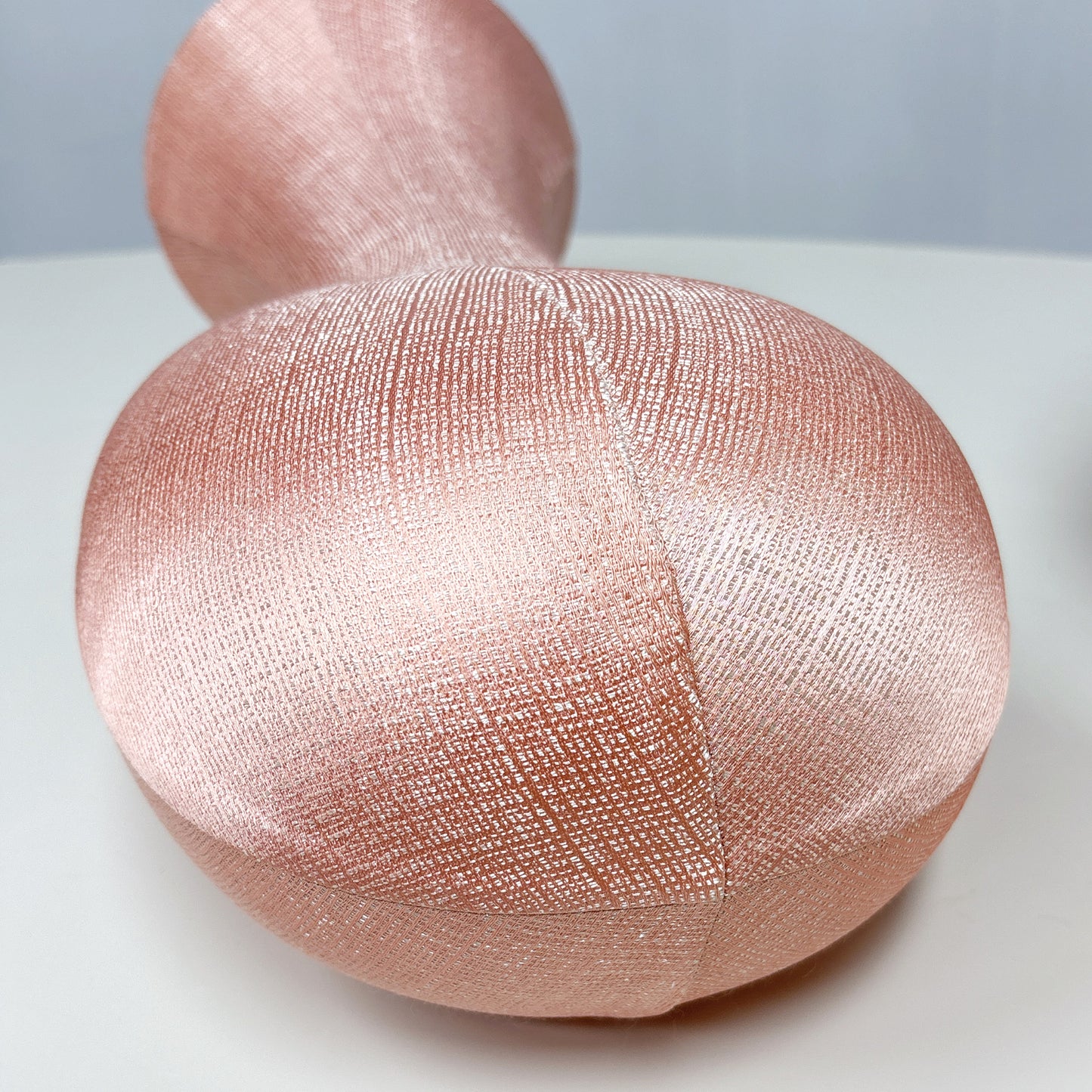 DE-LIANG Luxury Pinnable Linen Mannequin Head: Fashion Style Jewelry, Wig, Hat, Sunglasses, Sarves Display