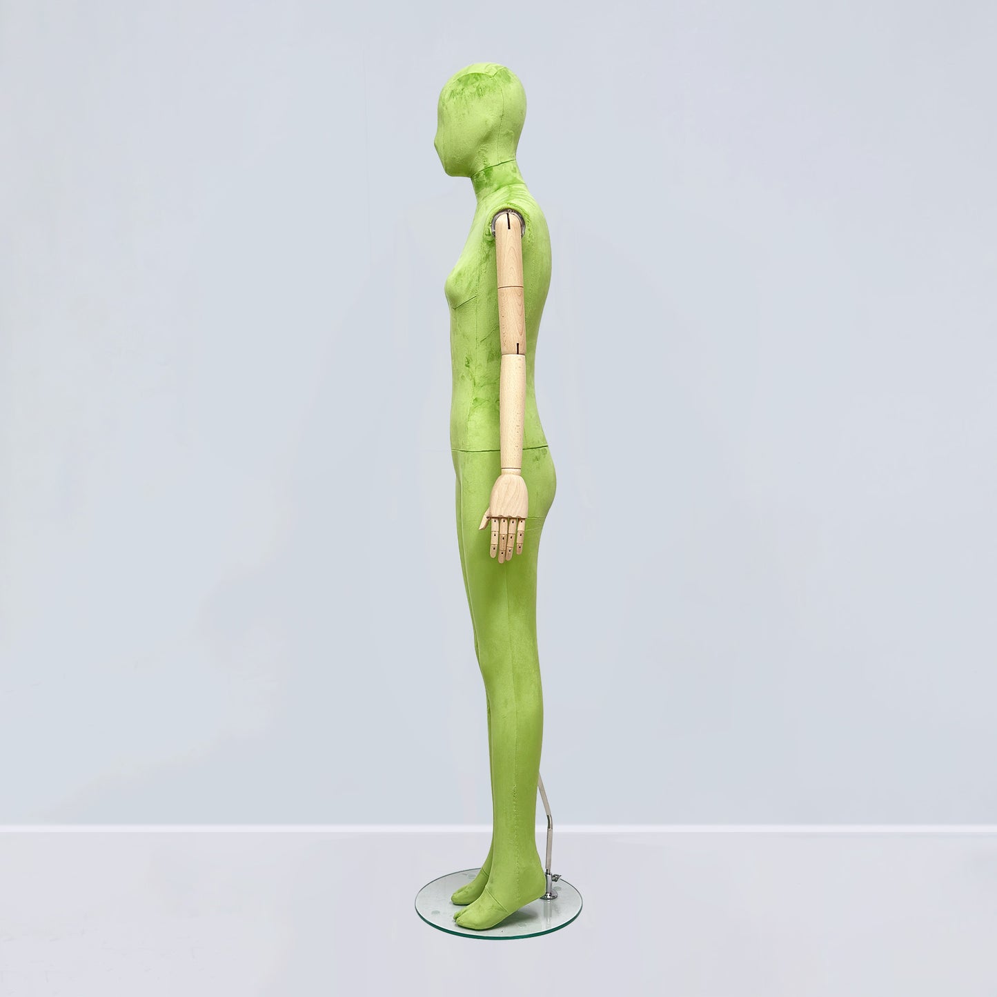 Luxury Matte Flannel Female Mannequin | Articulated Wooden Arms | DE-LIANG