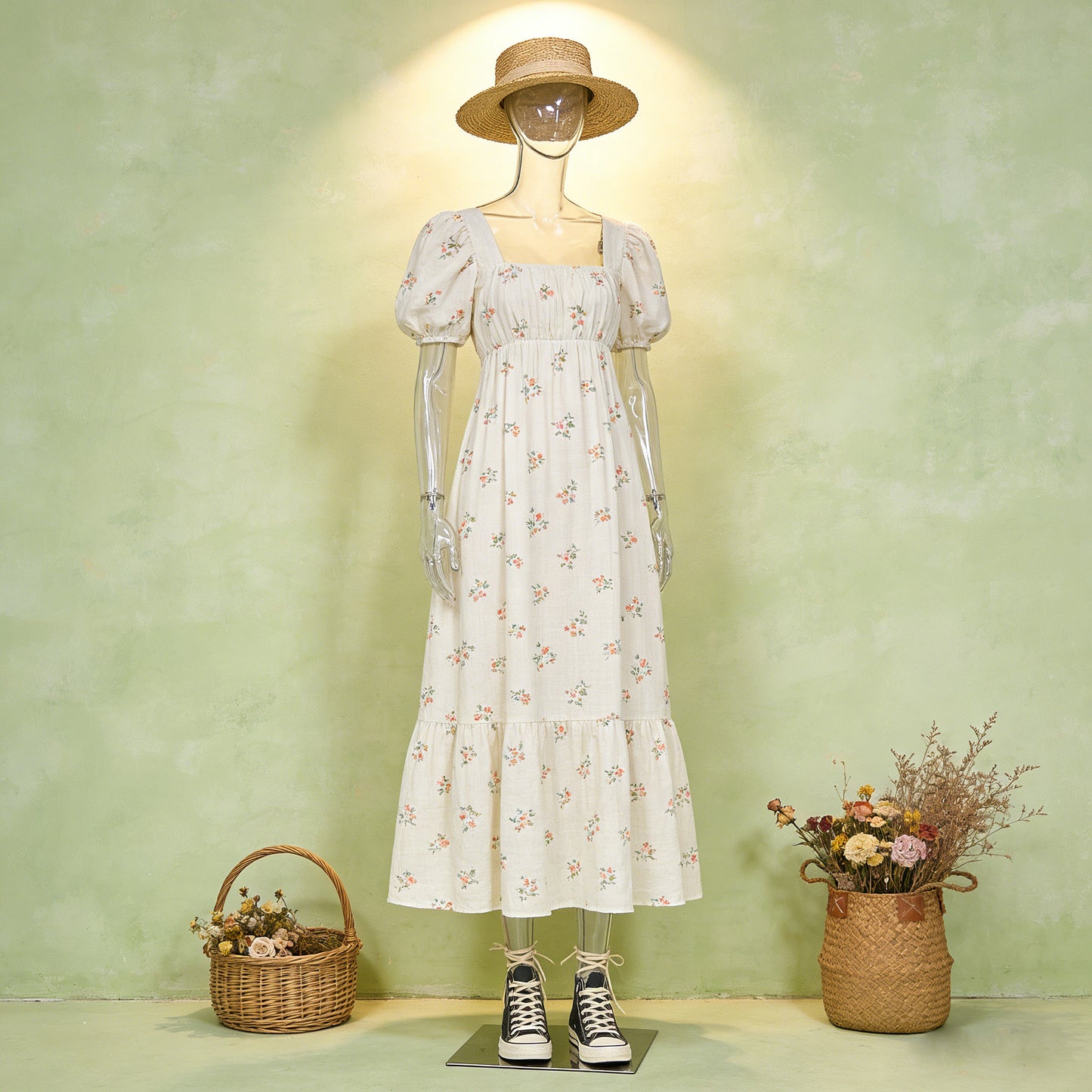 DE-LIANG Transparent Female Mannequin Full Body PE Display for Retail Store Photography
