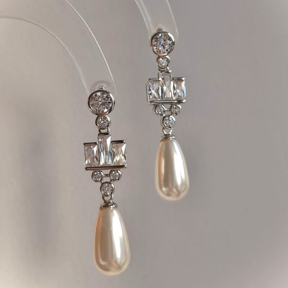 Silver Handmade Pearl earrings，Fresh Water Pearl Earrings, Hoop Pearl Earrings, Bridesmaid Gifts , Anniversary Gift, Wedding jewelry, Pearl Jewelry DE-LIANG