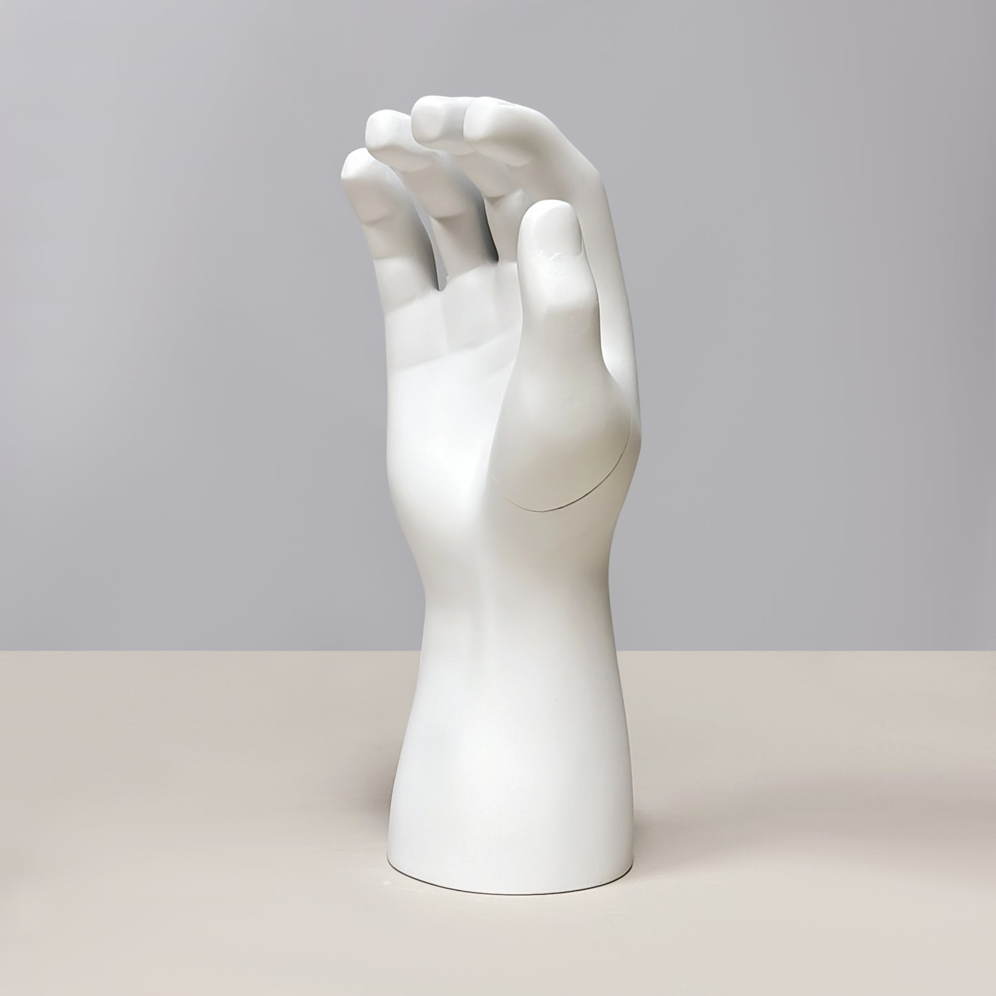 DE-LIANG Fiberglass Male Wrist Hand Form Mannequin Display - Matte White Athletic Protector Props