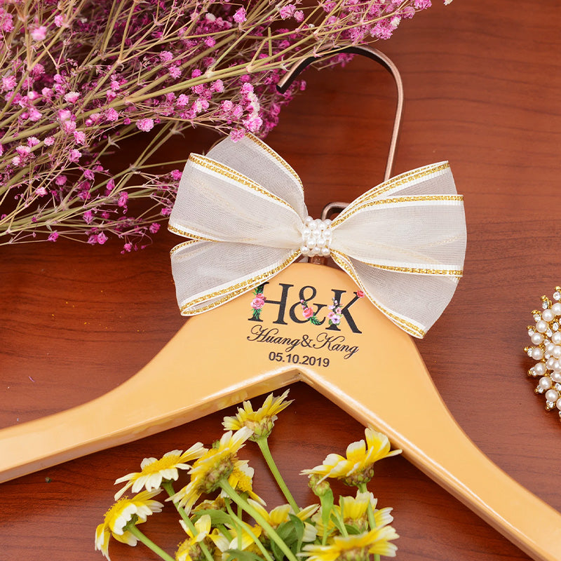 Wedding Engraved Wooden Hanger, Solid Bridesmaid Hangers Wood Hanger with Bar, Unique and Fashion Custom Hanger