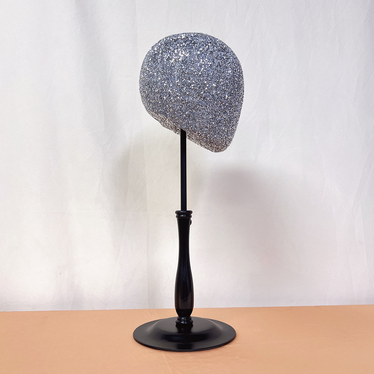 Fashion Head Mannequin, Silver diamond Steel plate support ,Fully Pinnable Mannequin Head Stand,Hat Wig Display Head Model With Metal Base DL2313 DE-LIANG