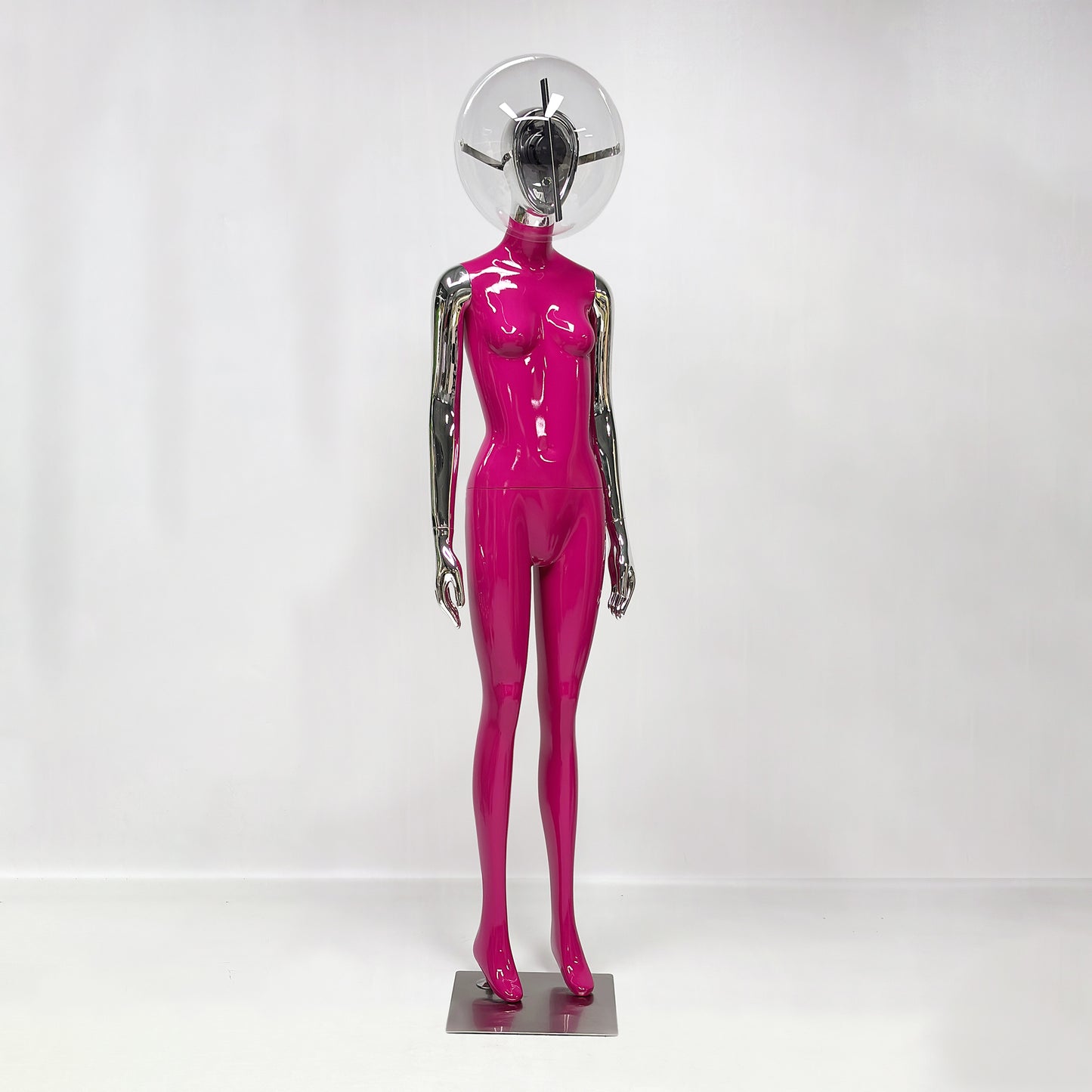DE-LIANG 3D Holographic Female Mannequin with LED Bluetooth for Retail Window Display