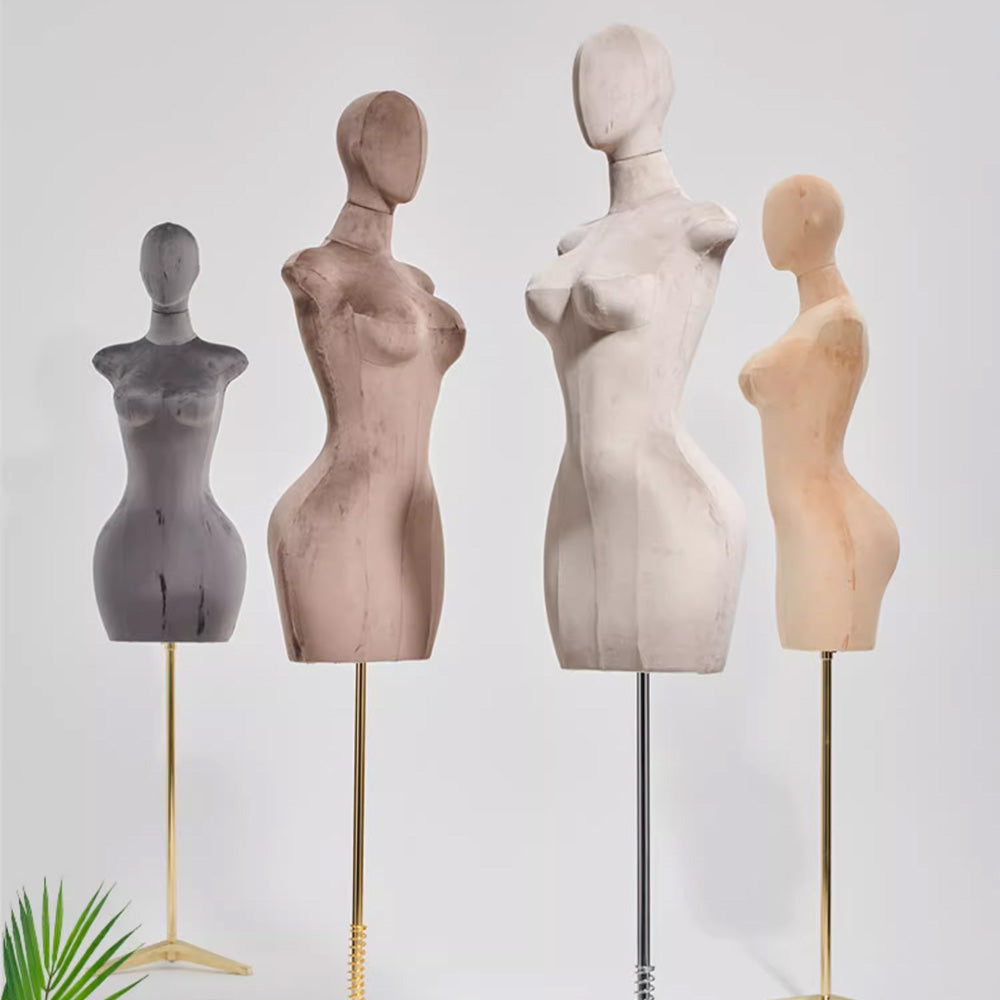 DE-LIANG Maniquí femenino de lujo de talla grande con brazos dorados, maniquí de torso de gamuza rosa, modelo de exhibición de torso de maniquí de talla grande