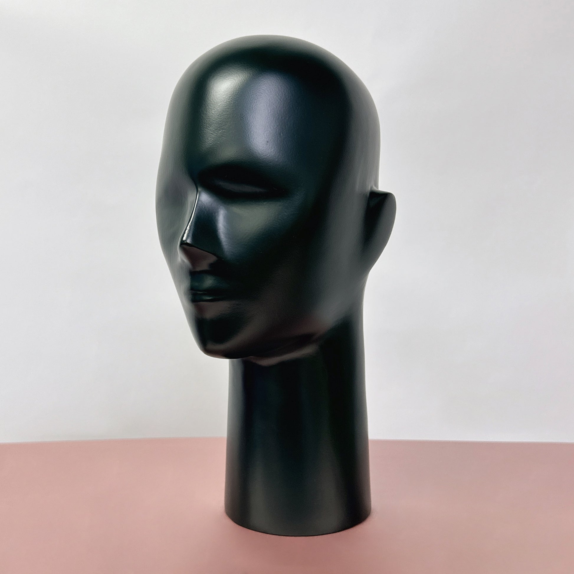 Solid Wood Hand Head Model, Green Mannequin Head Wood with ear nose eye, dark green Classic wood mold display props for fashion designer DE-LIANG