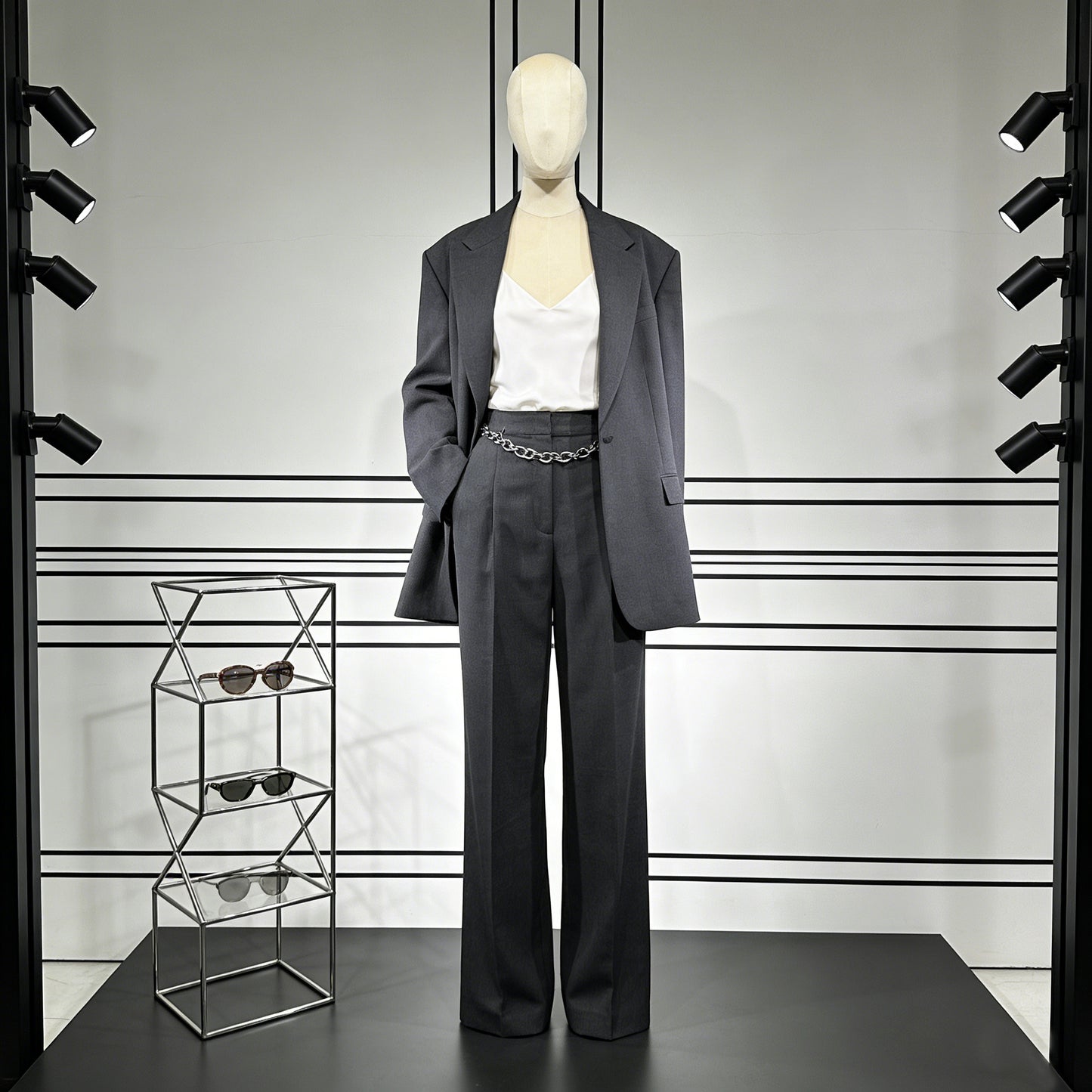 Luxury Matte Flannel Female Mannequin | Articulated Wooden Arms | DE-LIANG