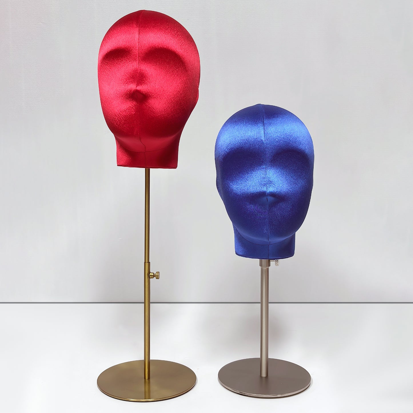 DE-LIANG Plus Size Female Silk Mannequin Head with Adjustable Stand for Wigs & Hats
