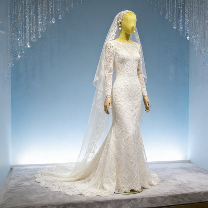 Luxury Matte Flannel Female Mannequin | Articulated Wooden Arms | DE-LIANG