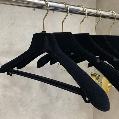 DE-LIANG Premium Black Velvet Non-Slip Clothes & Pants Hangers | Suits Dresses | Gold Hook