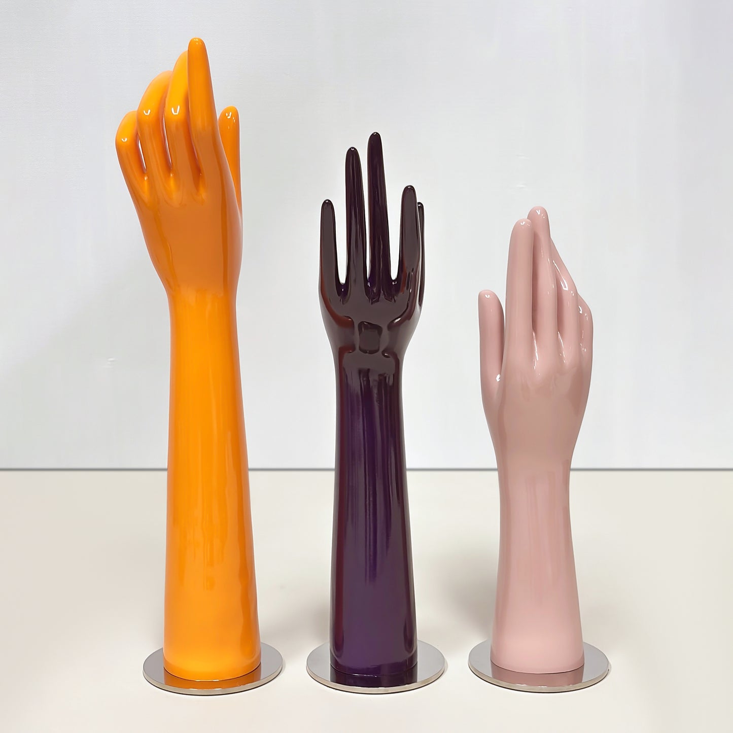DE-LIANG Jewelry Hand Display Stand | Mannequin Hand for Rings & Bracelets | 6 Colors