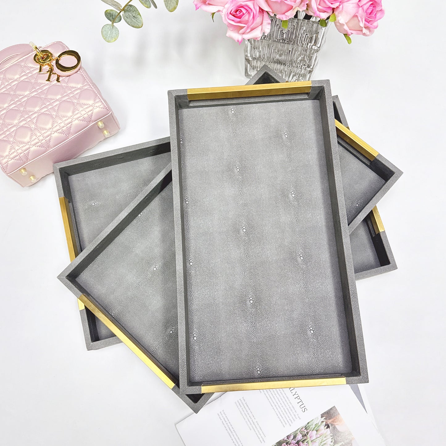 DE-LIANG Luxury Handmade Vintage Leather Serving Tray with Handle,Grey Leather Serving Platter,Custom Serving Tray,Jewelry Tray,Modern Decoration For Hotel Elegant Serving Trays