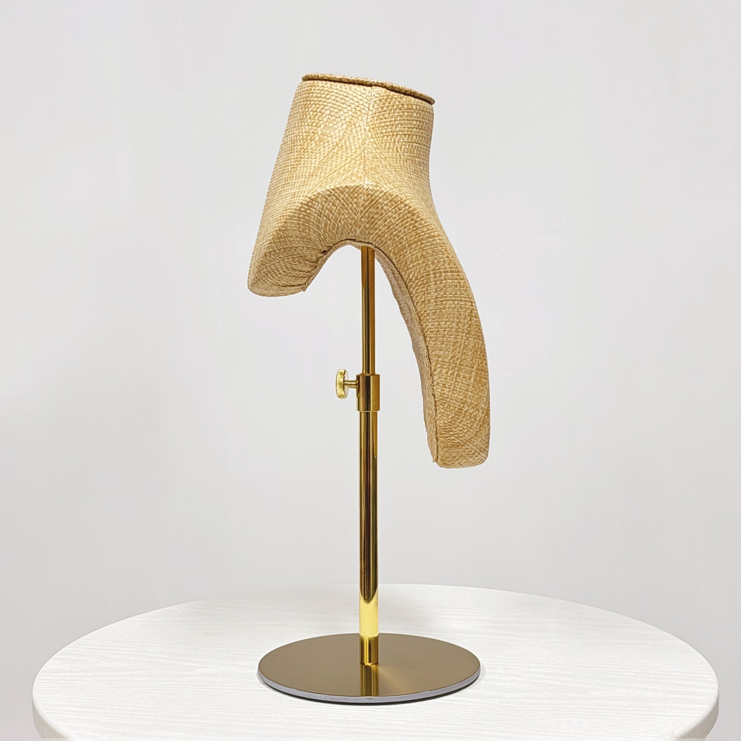 DE-LIANG Woven Rattan Necklace Bust & Hat Display Stand – For Jewelry and Hat Display